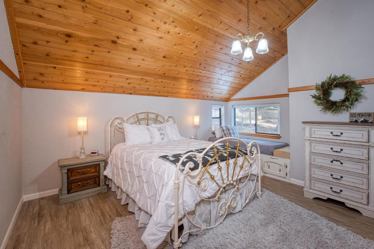 Apple Blossom Lodge Shaver Lake Exterior photo